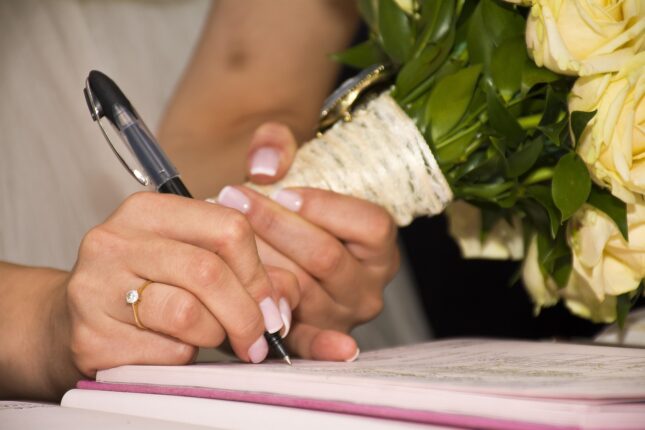 Signature communauté réduite aux acquêts